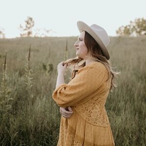 Meet your posher, Emma!